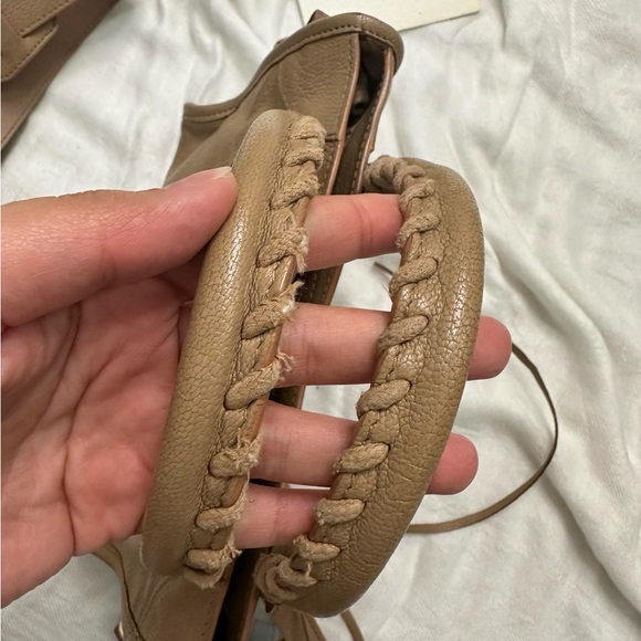 BALENCIAGA MINI METALLIC EDGE CITY BAG NUDE - Picture 8 of 14